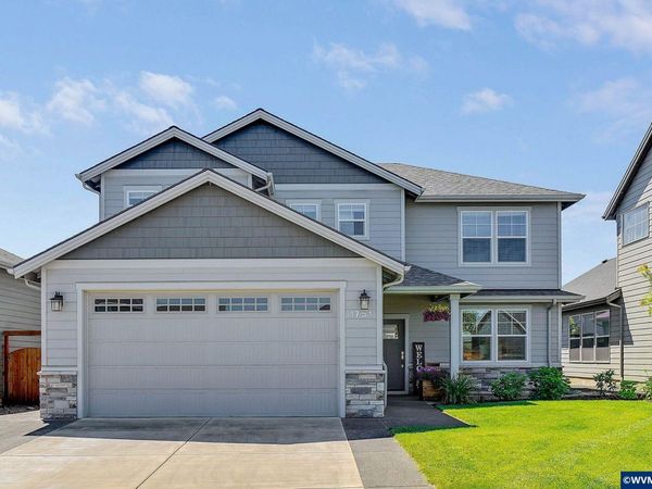 1751 SE Academy St, Dallas, OR 97738