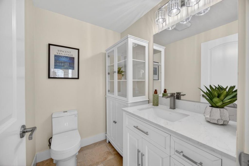 25265 Carlsbad Ave, Davis, CA 95616 Photo