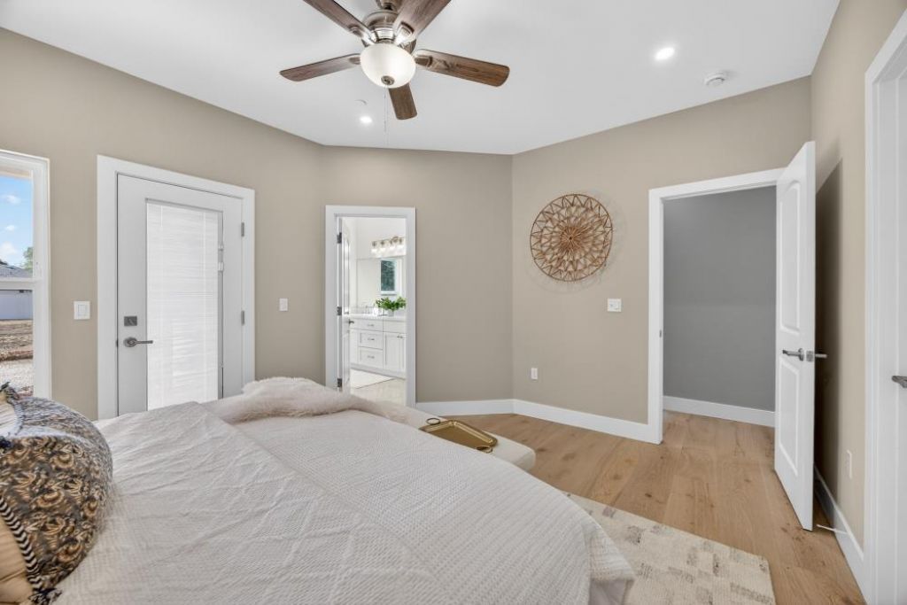 25265 Carlsbad Ave, Davis, CA 95616 Photo