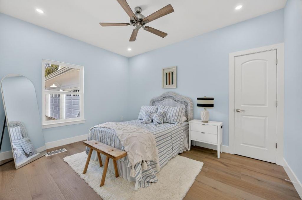 25265 Carlsbad Ave, Davis, CA 95616 Photo