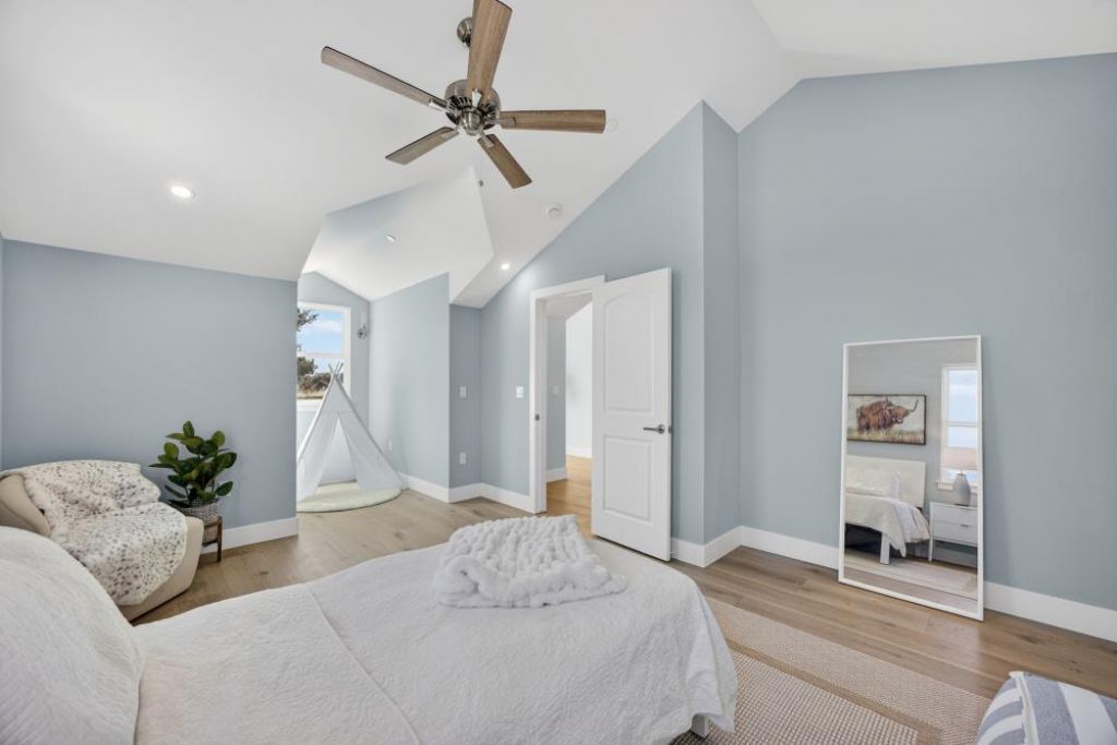 25265 Carlsbad Ave, Davis, CA 95616 Photo