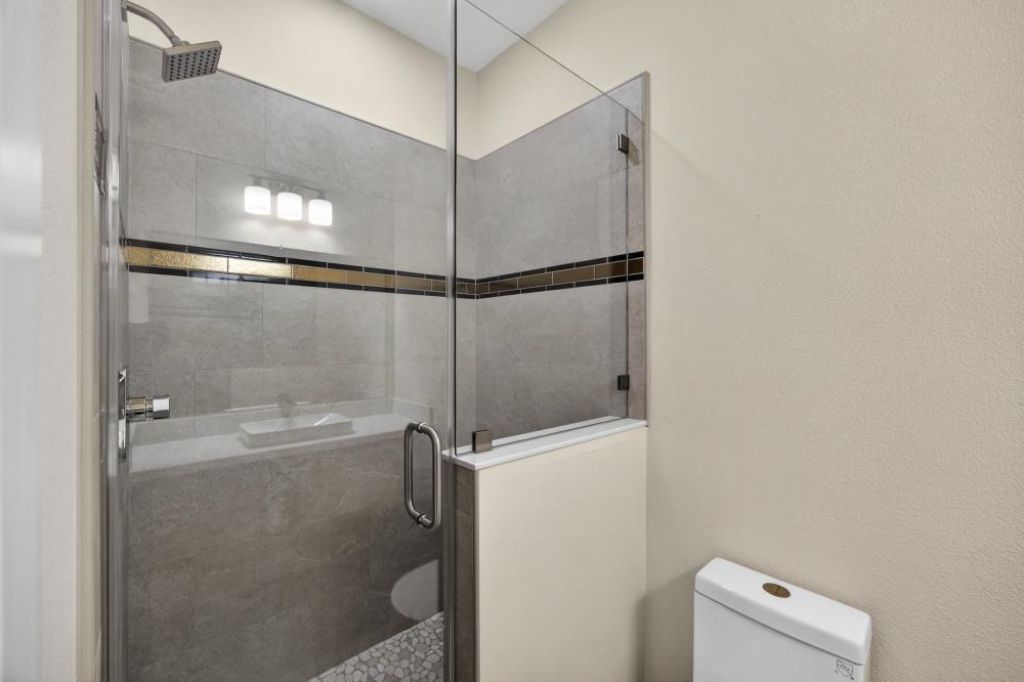 25265 Carlsbad Ave, Davis, CA 95616 Photo