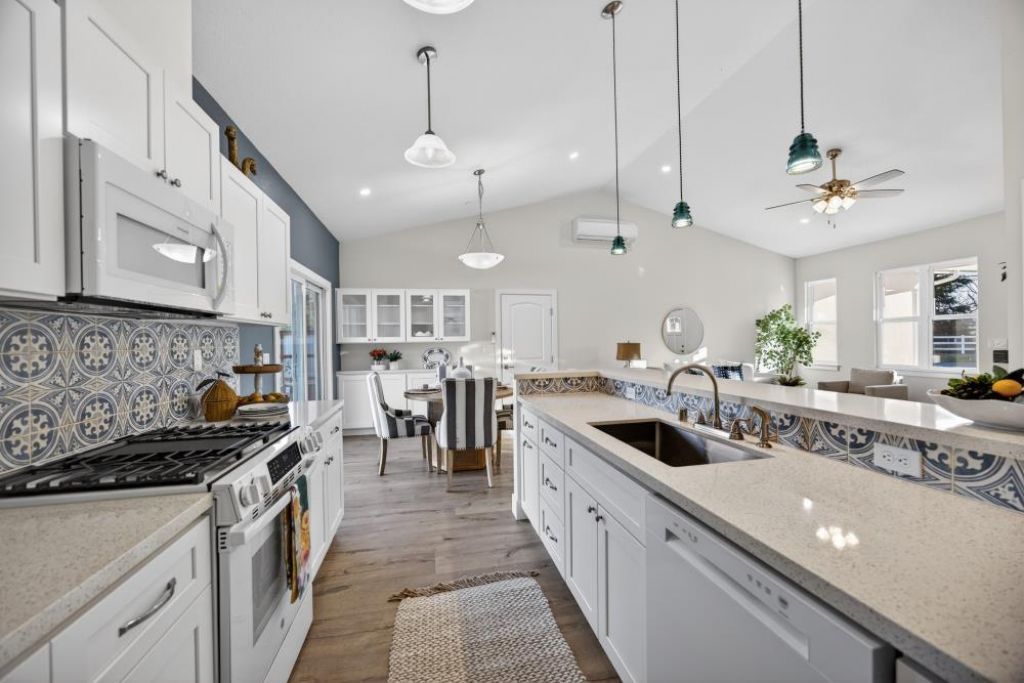 25265 Carlsbad Ave, Davis, CA 95616 Photo