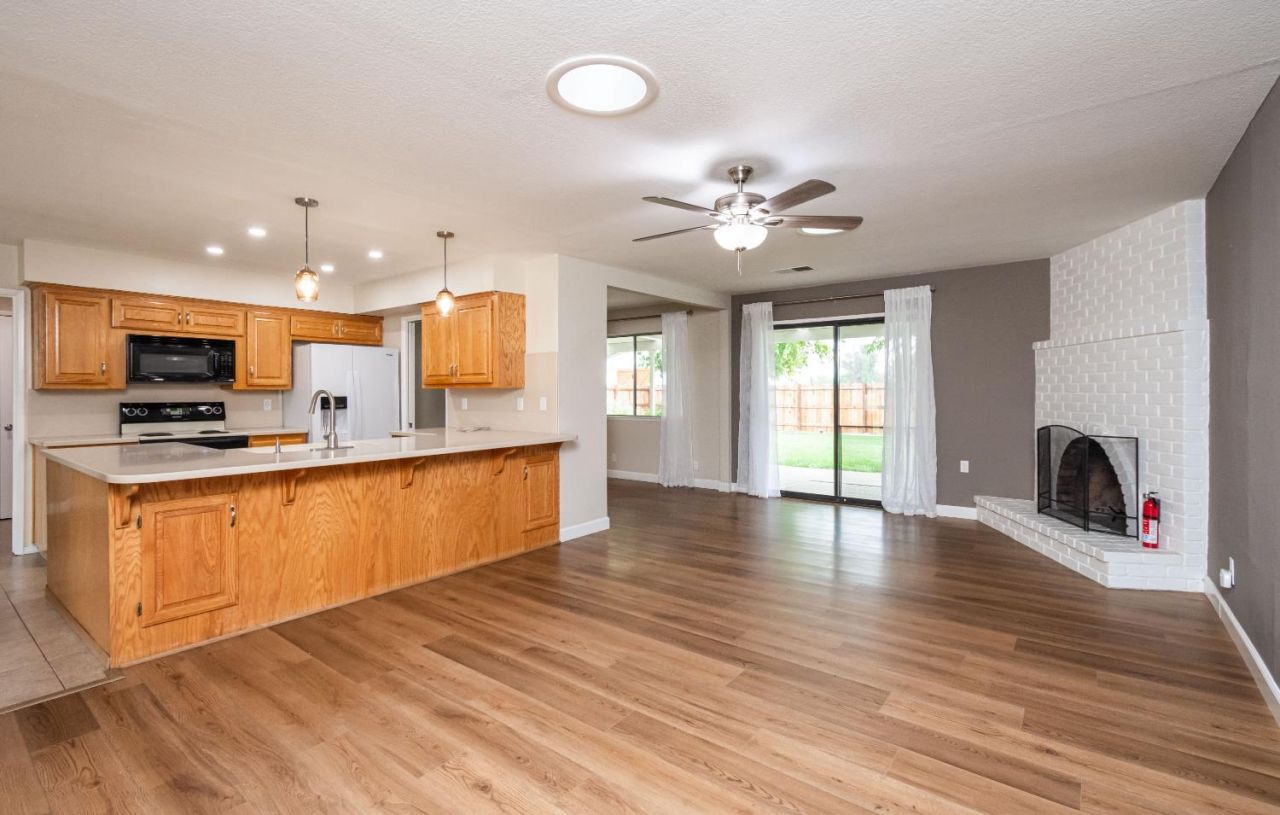 25265 Carlsbad Ave, Davis, CA 95616 Photo