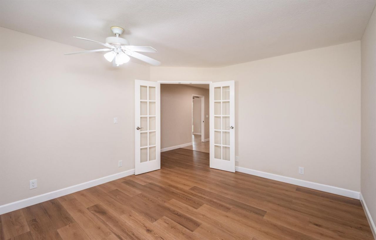 25265 Carlsbad Ave, Davis, CA 95616 Photo