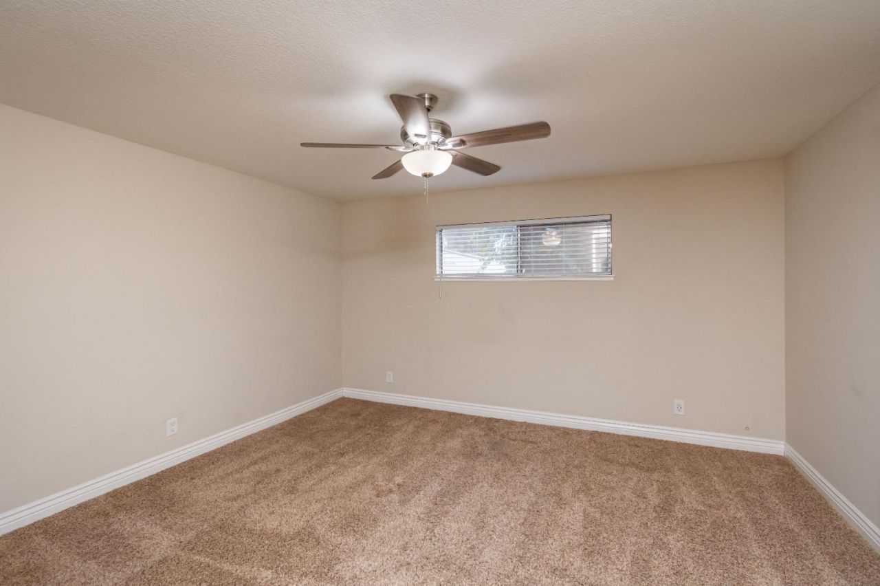 25265 Carlsbad Ave, Davis, CA 95616 Photo