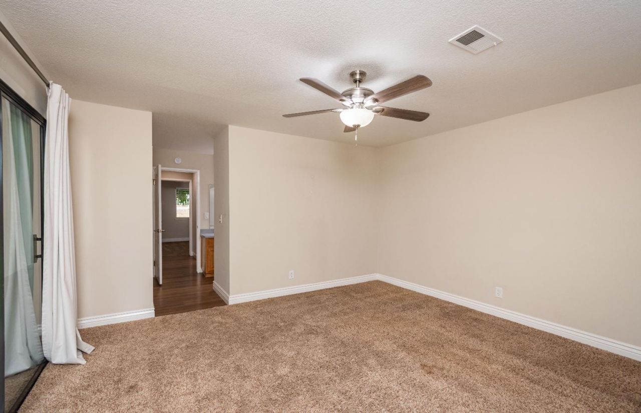 25265 Carlsbad Ave, Davis, CA 95616 Photo