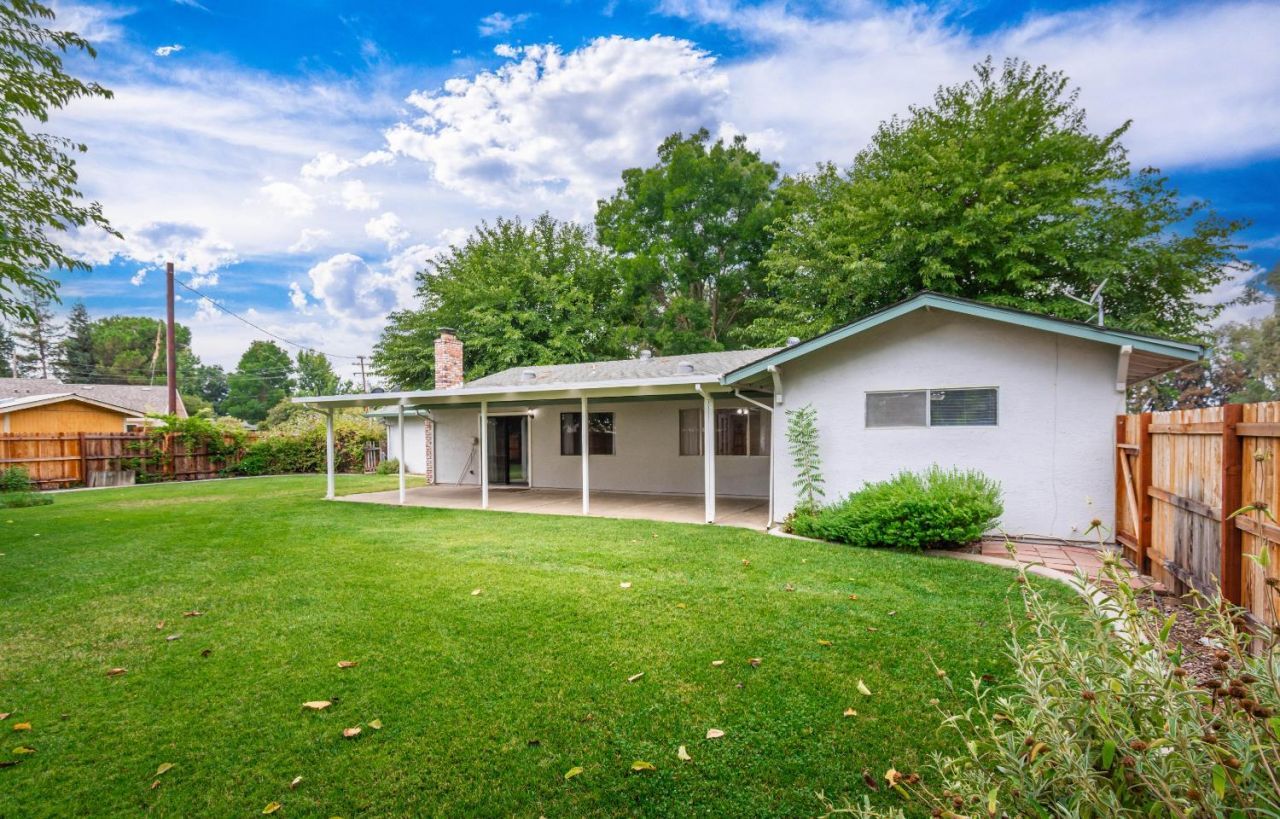 25265 Carlsbad Ave, Davis, CA 95616 Photo