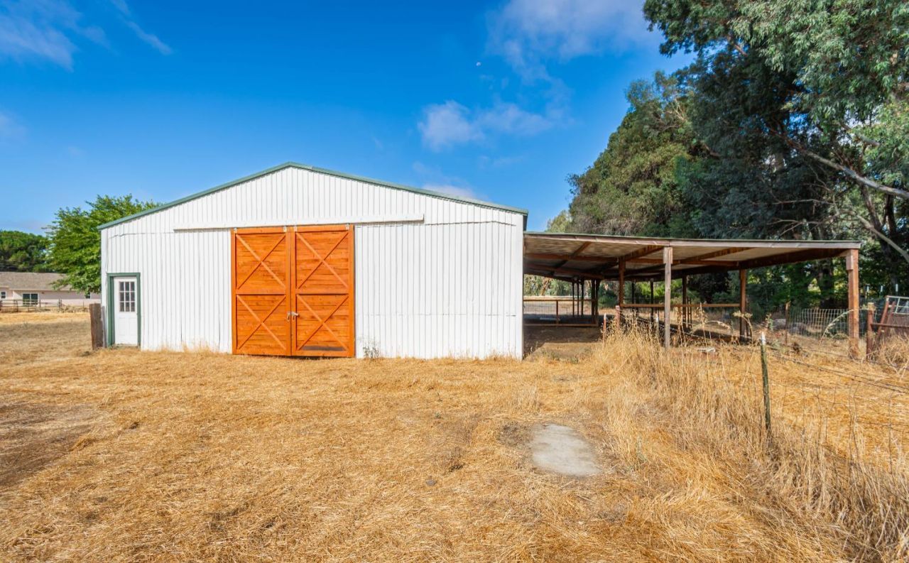 25265 Carlsbad Ave, Davis, CA 95616 Photo