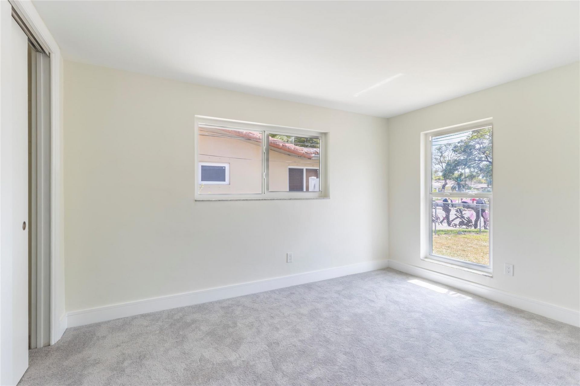 2255 NE 207th Street, Miami, FL 33180 Photo