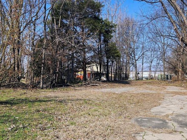 514 W Huntington Ave Avenue , Jonesboro, AR 72401