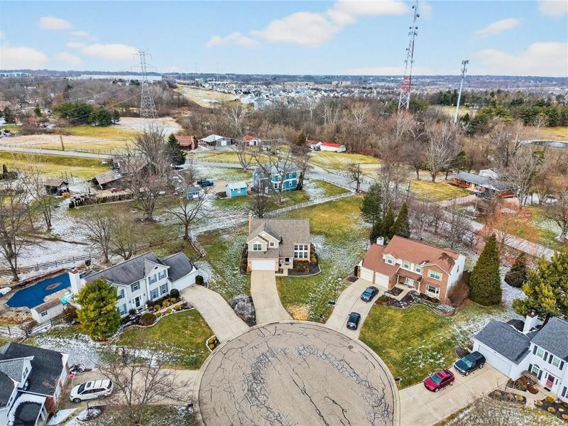 2798 Millstone Court, Maineville, OH 45039 Photo 2