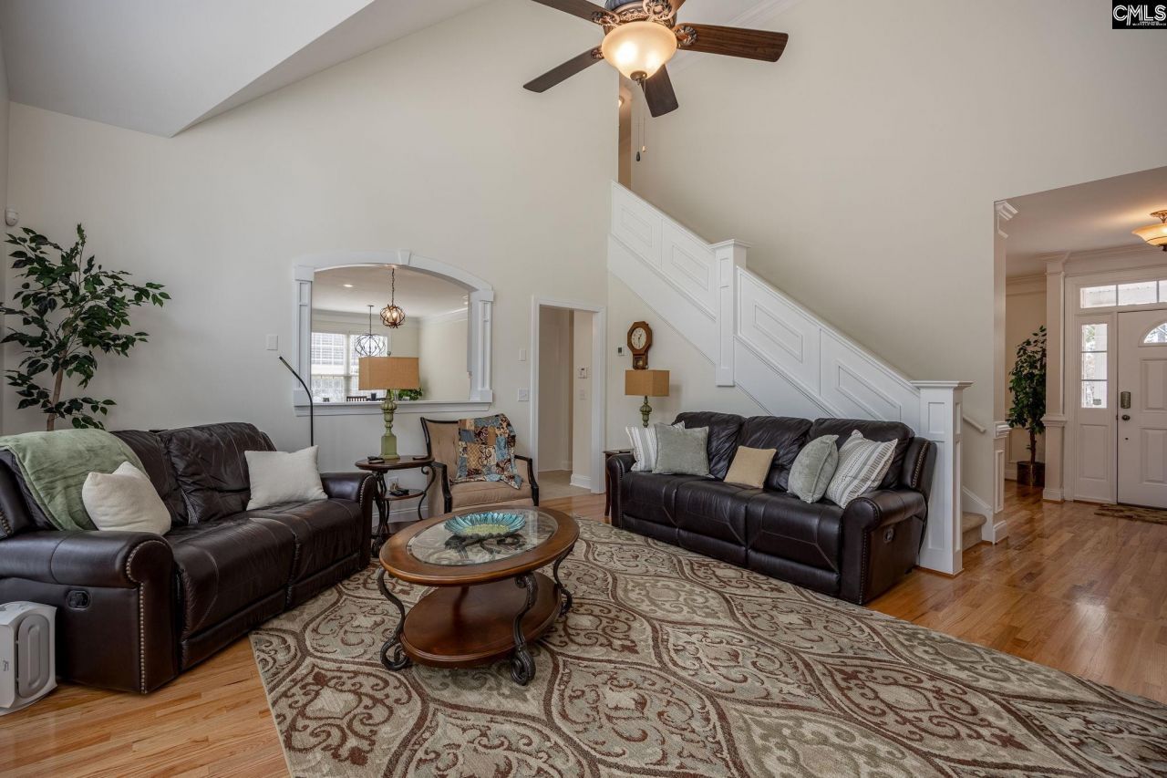 16 Lillifield Drive Photo 18