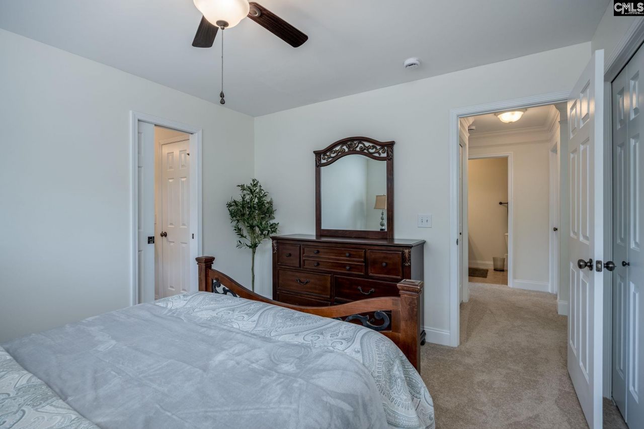 16 Lillifield Drive Photo 43