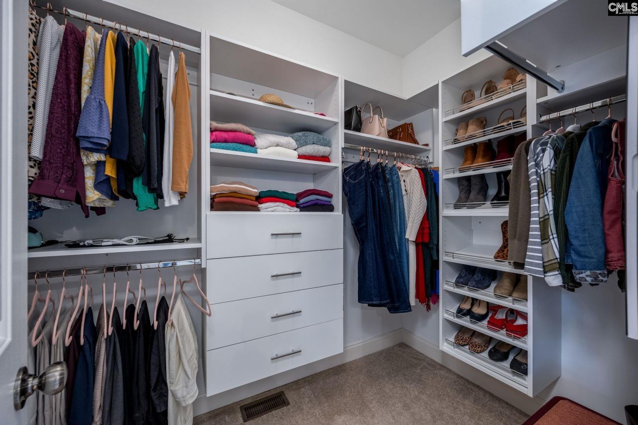 16 Lillifield Drive Photo 45