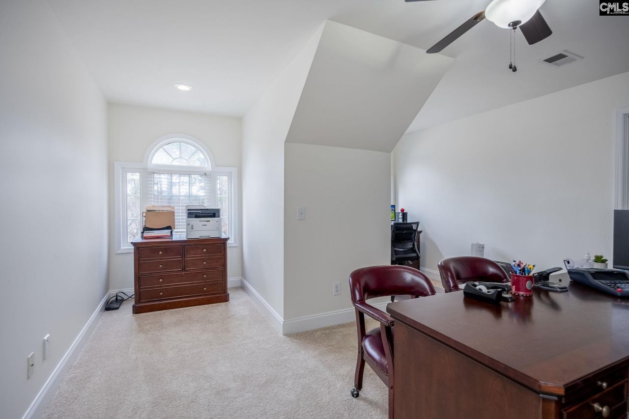 16 Lillifield Drive Photo 55