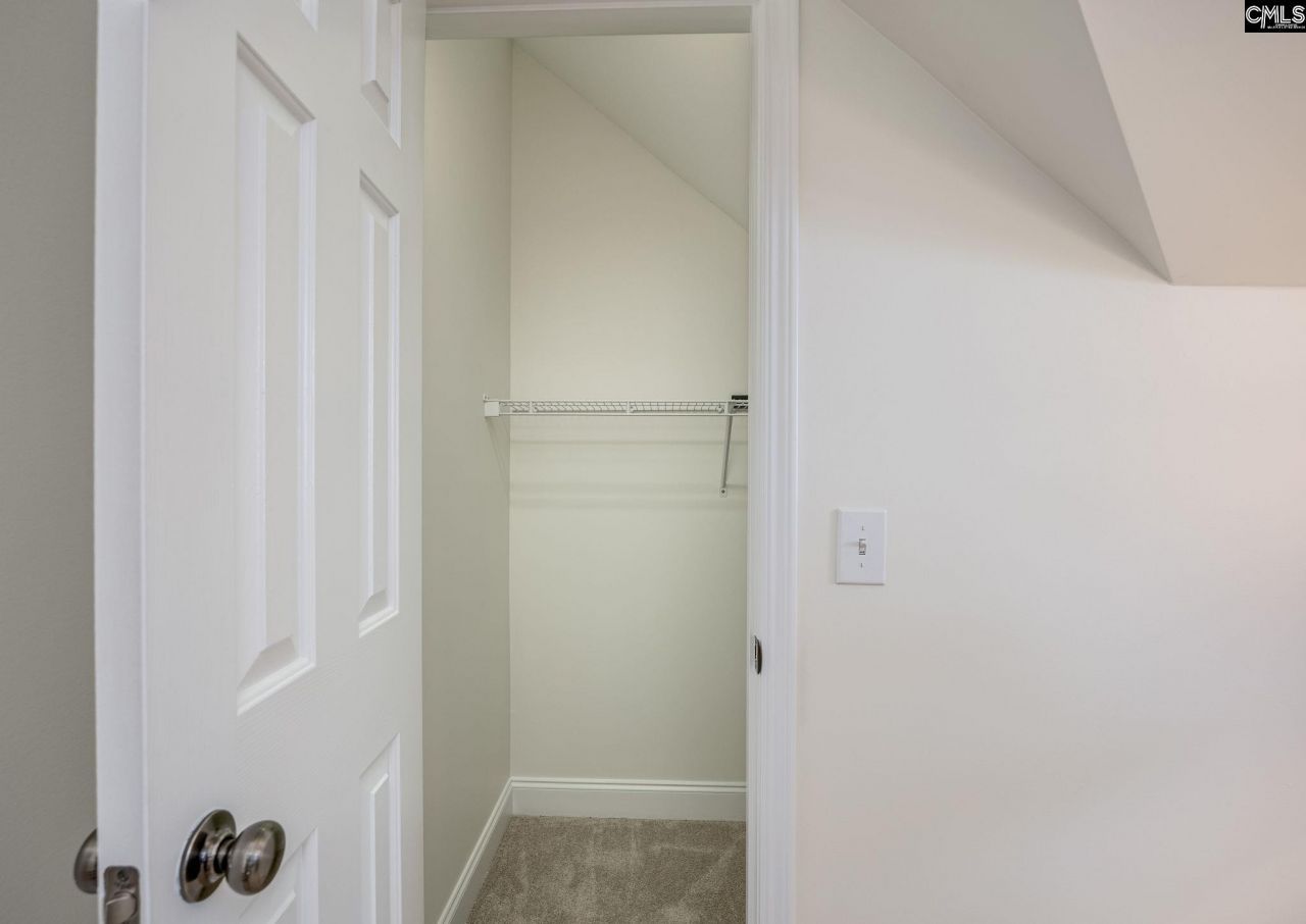 16 Lillifield Drive Photo 59