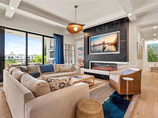 1125 Central AVE, Unit 560, NAPLES, FL 34102