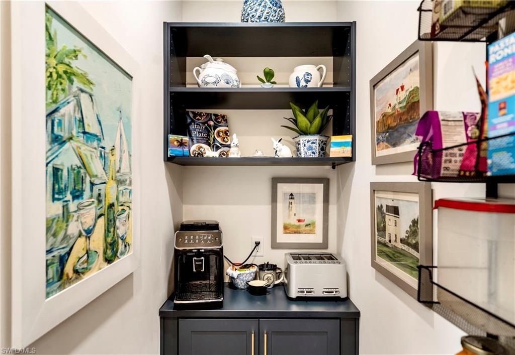 1125 Central Ave, Unit 560, Naples, FL 34102 Photo