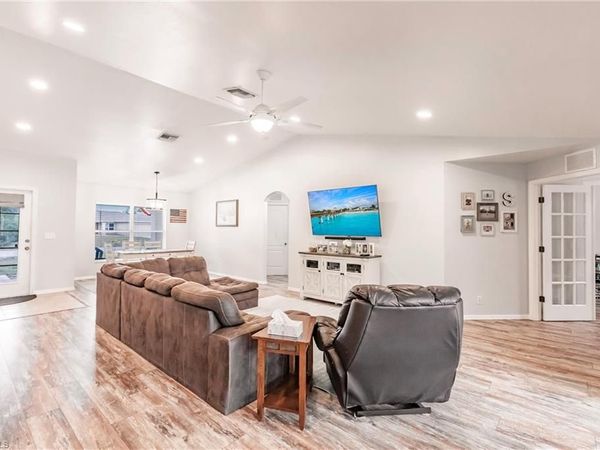 324 Parkdale BLVD, LEHIGH ACRES, FL 33974