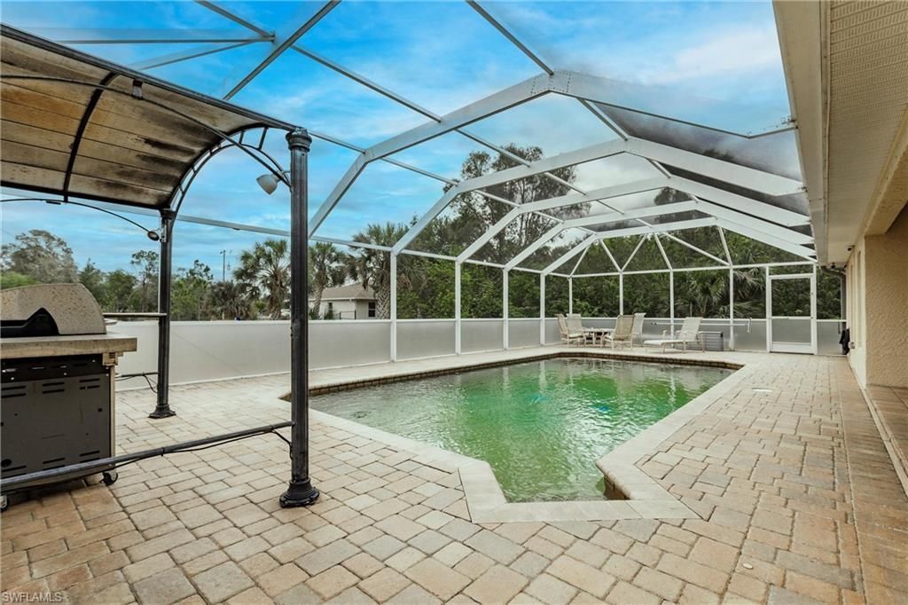 324 Parkdale Blvd, Lehigh Acres, FL 33974 Photo