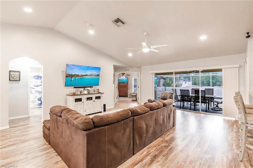 324 Parkdale Blvd, Lehigh Acres, FL 33974 Photo