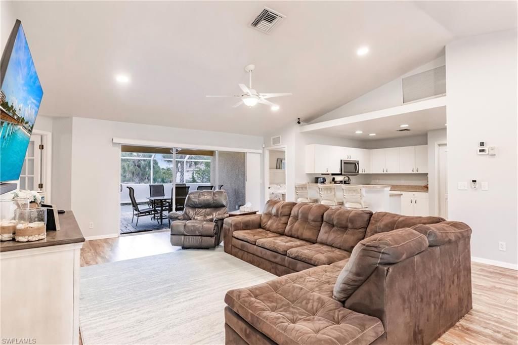 324 Parkdale Blvd, Lehigh Acres, FL 33974 Photo