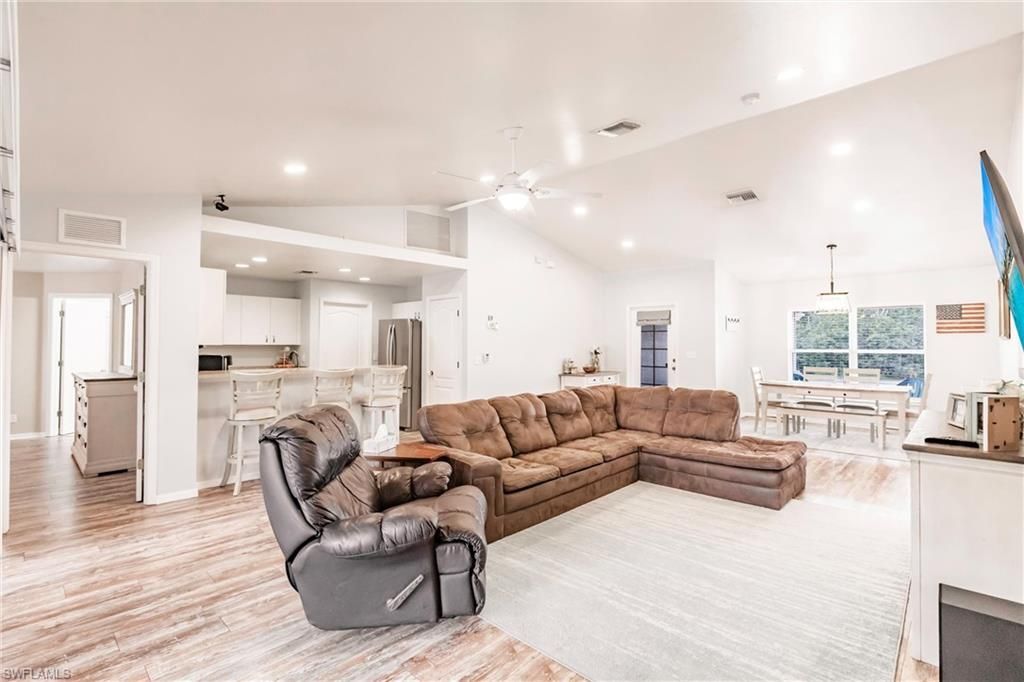 324 Parkdale Blvd, Lehigh Acres, FL 33974 Photo