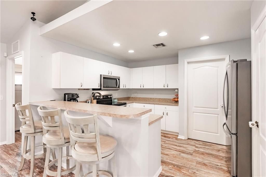 324 Parkdale Blvd, Lehigh Acres, FL 33974 Photo