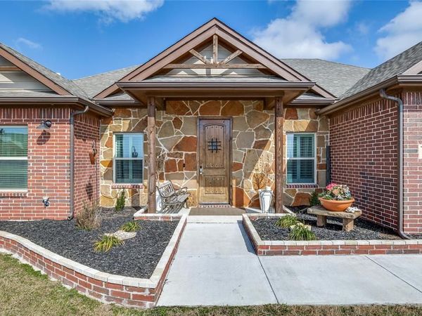 250 Alondrita Street, Celeste, TX 75423