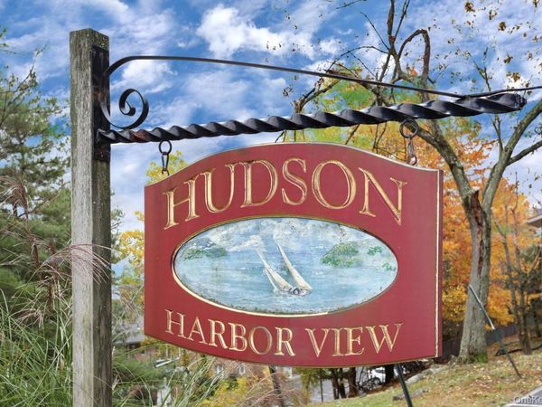 100 Dowd Street , Unit #D8, Haverstraw, NY 10927