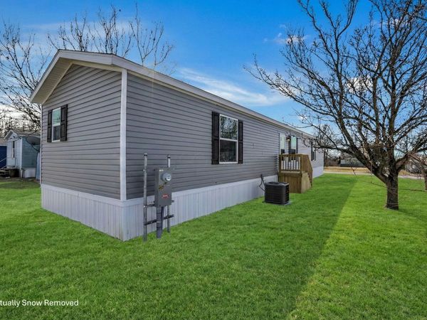 1330 Hanover Road, Unit Lot 0212, Delaware, OH 43015