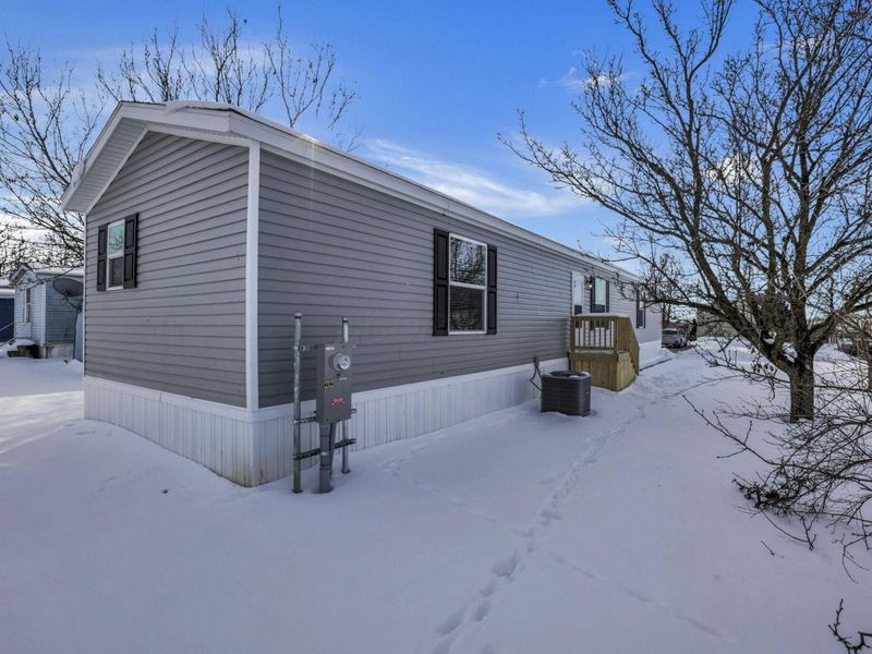 1330 Hanover Road, Unit Lot 0212, Delaware, OH 43015 Photo 3