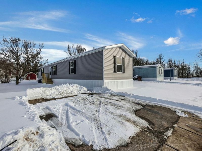 1330 Hanover Road, Unit Lot 0212, Delaware, OH 43015 Photo 4