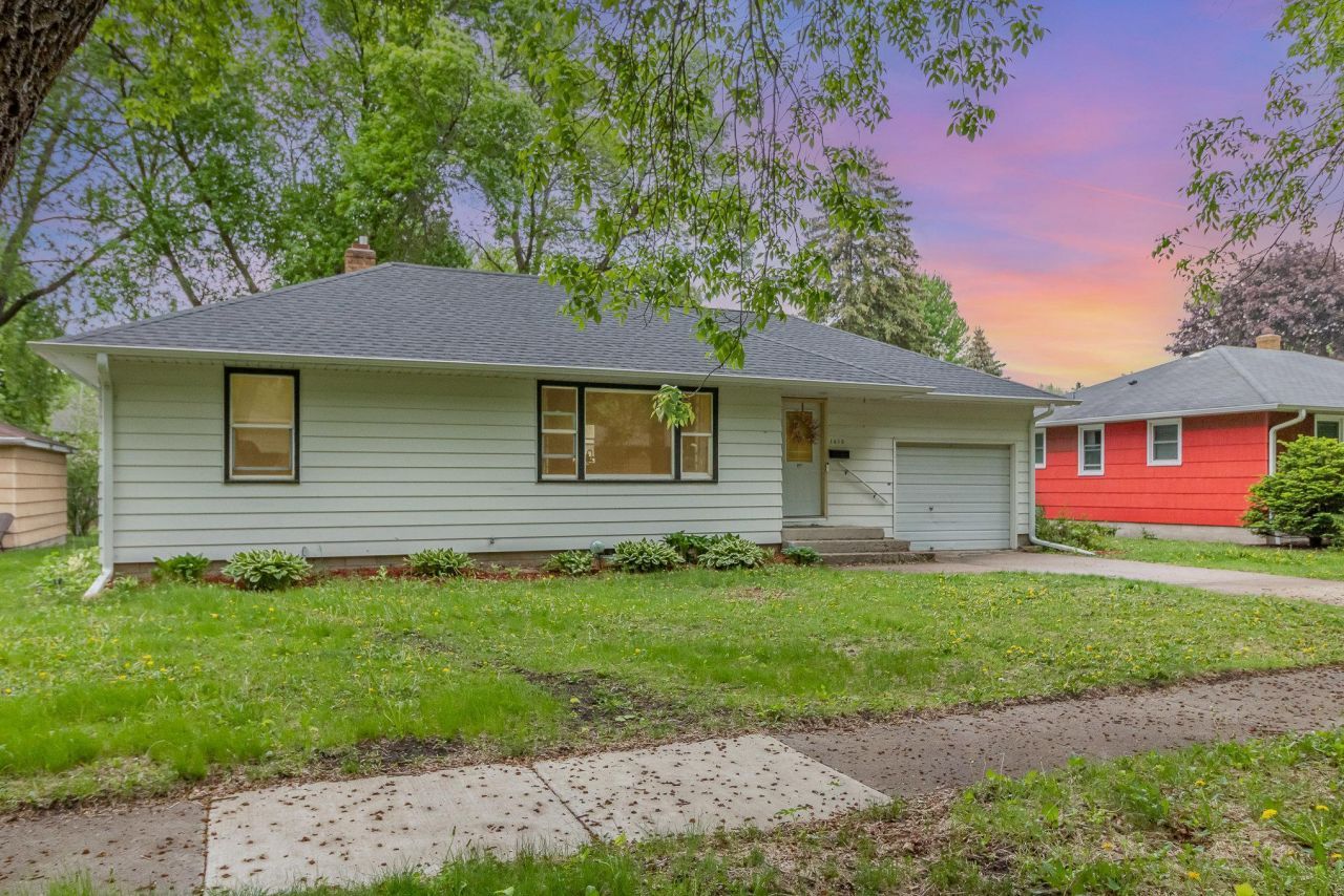 1610 Knight Avenue N, Glencoe, MN 55336 Main Photo