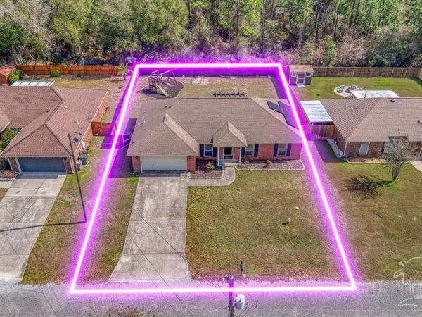 1068 Joaquin Dr, Pensacola, FL 32506