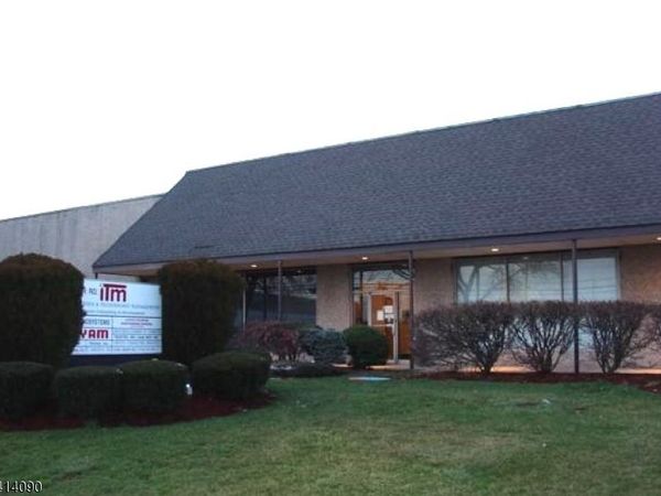 6 Kilmer Rd, Edison, NJ 08817