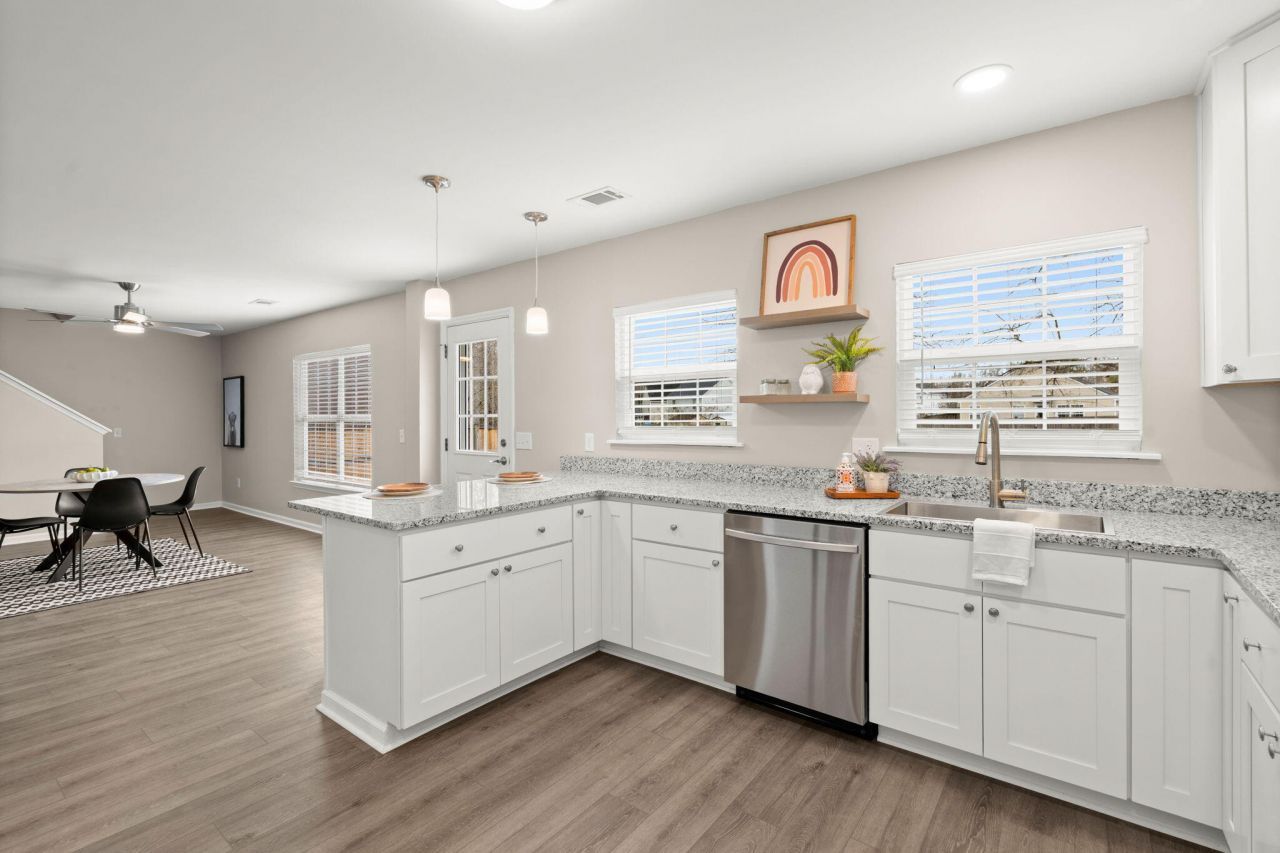 2007 Robin Wood Boulevard Photo 12