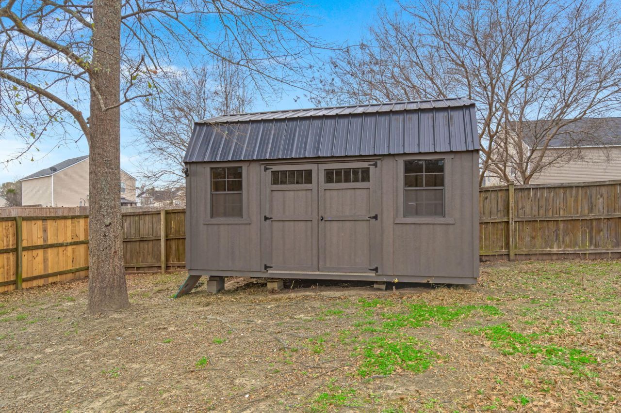 2007 Robin Wood Boulevard Photo 31