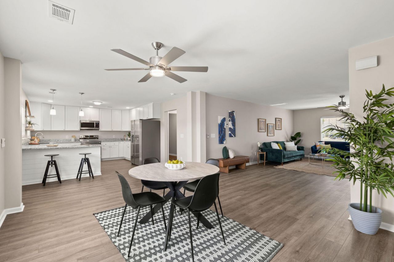 2007 Robin Wood Boulevard Photo 9