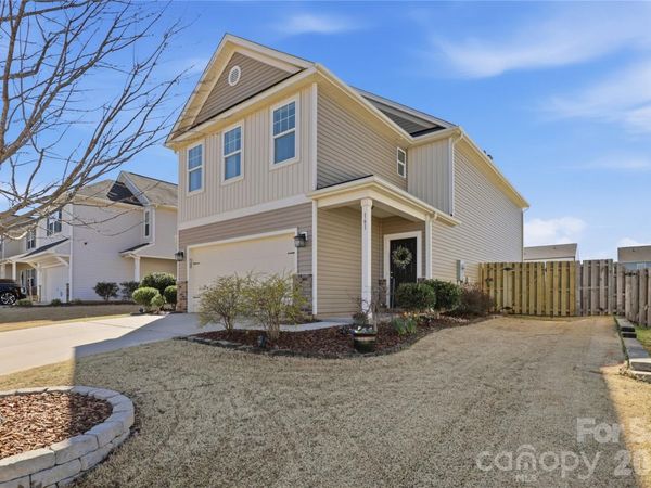 161 Hidden Lakes Road, Statesville, NC 28677