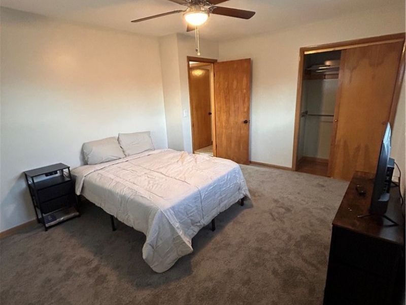 8523 Columbia Road, Olmsted Falls, OH 44138 Photo 8