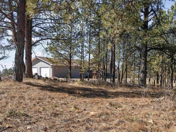 11981 MOUNTAIN LION LN, Hot Springs, SD 57747