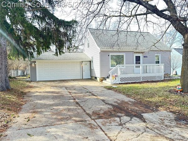 3312 Renault Drive, Flint Twp, MI 48507