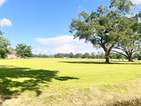 Begnaud Road , Sunset, LA 70584