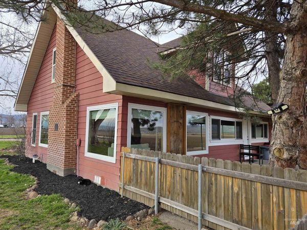 924 Olds Ferry Road, Weiser, ID 83672