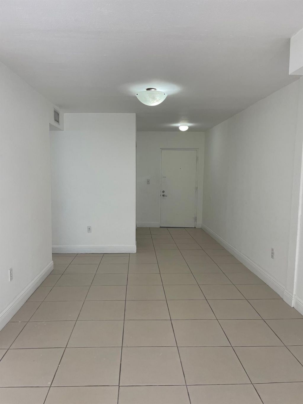 9365 Fontainebleau Boulevard, Unit E117, Miami, FL 33172 Photo