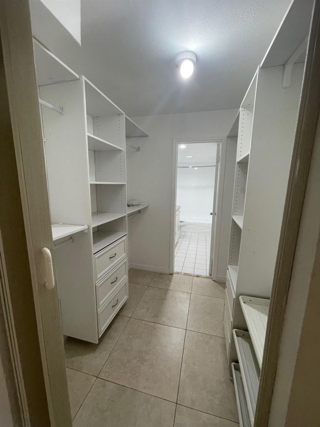 9365 Fontainebleau Boulevard, Unit E117, Miami, FL 33172 Photo