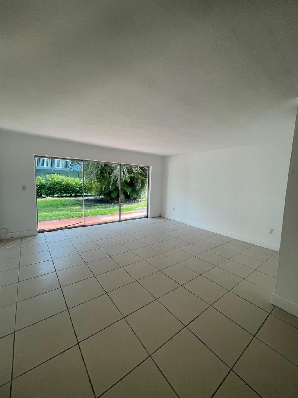 9365 Fontainebleau Boulevard, Unit E117, Miami, FL 33172 Photo