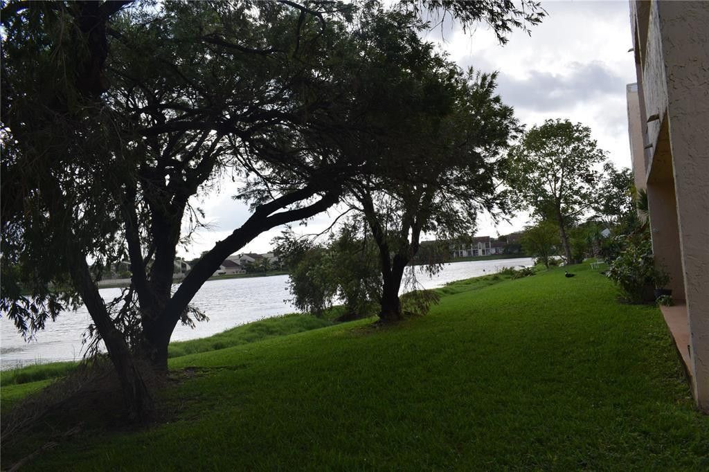 9365 Fontainebleau Boulevard, Unit E117, Miami, FL 33172 Photo